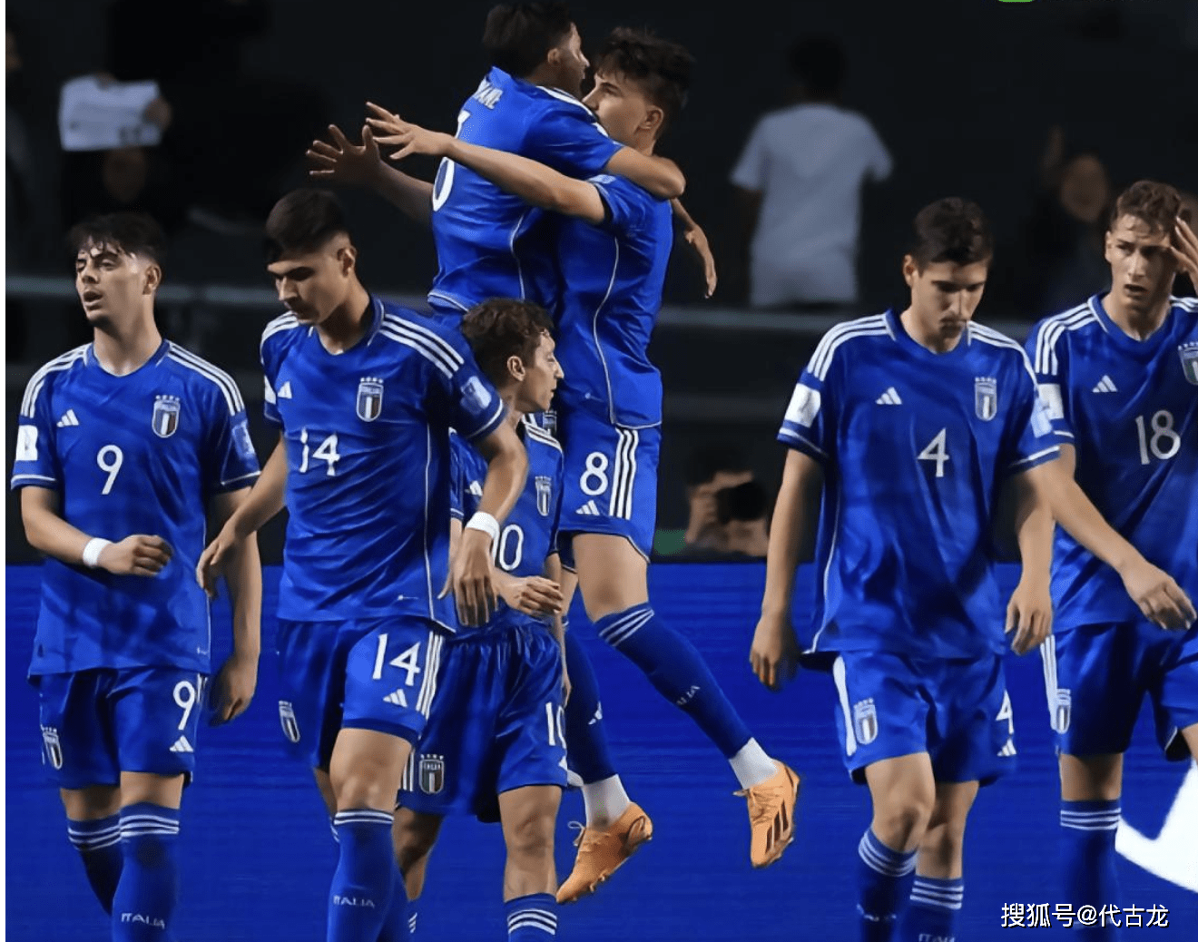 爱游戏官方-韩国队绝杀英格兰队，梁靖崑带队取胜